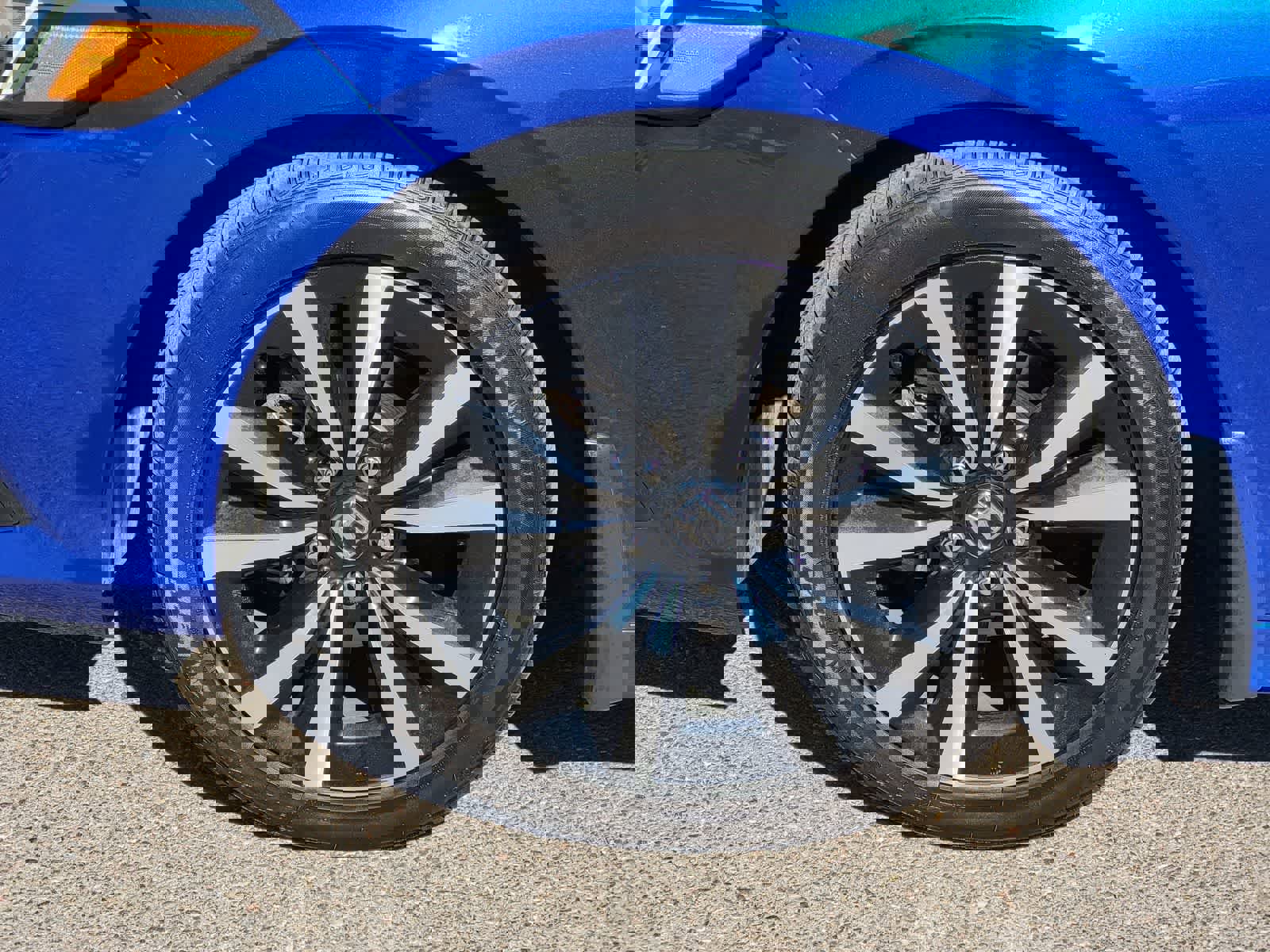 Used 2023 Honda Civic EX image 9