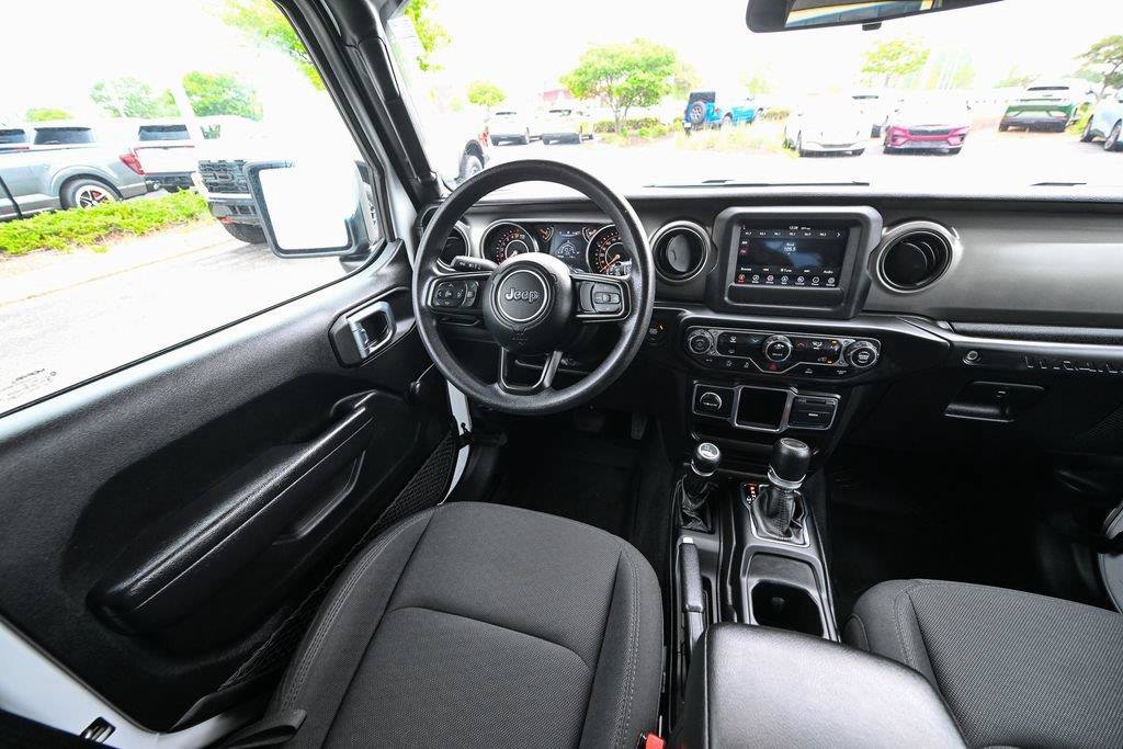 Used 2022 Jeep Wrangler Sport AWD/4WD image 26