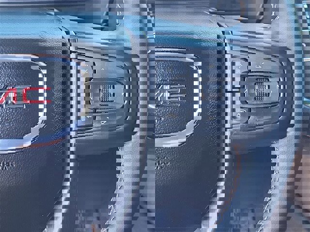 Used 2024 GMC Yukon XL AT4 image 13