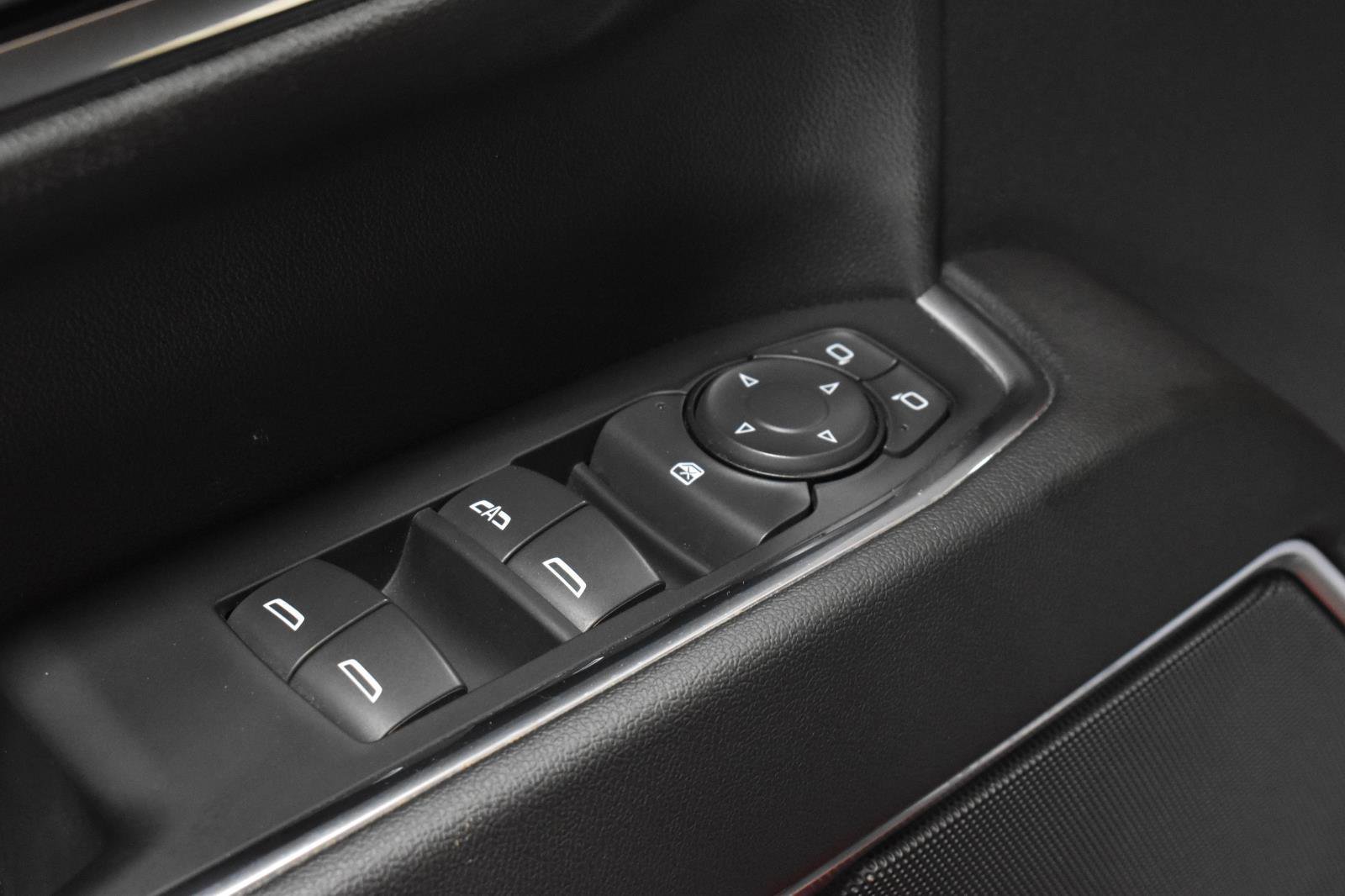Used 2022 Chevrolet Silverado 1500 LT AWD/4WD image 13