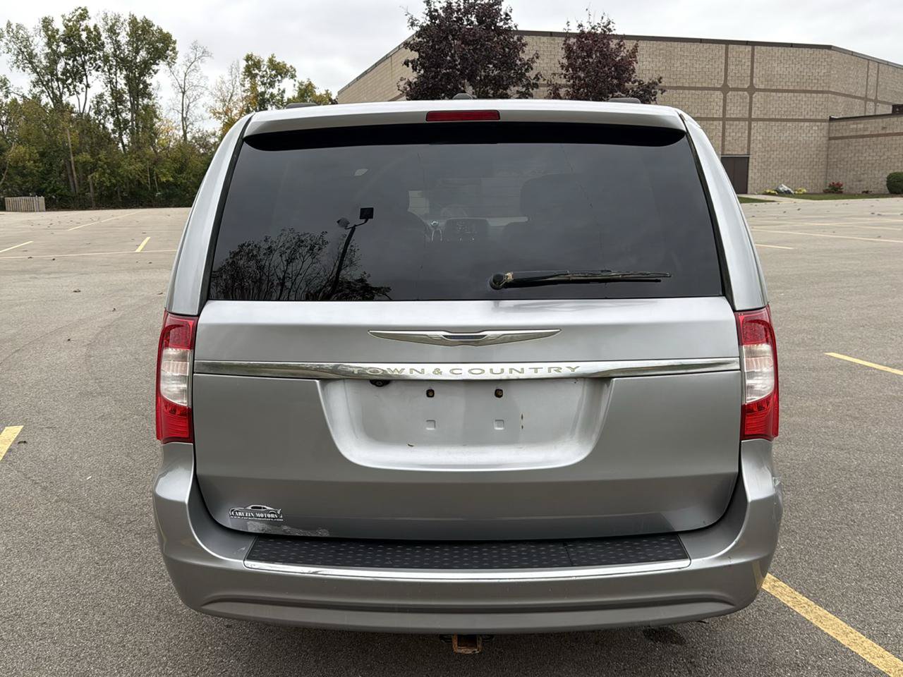 Used 2016 Chrysler Town & Country Touring w/ Driver Convenience Group FWD image 6