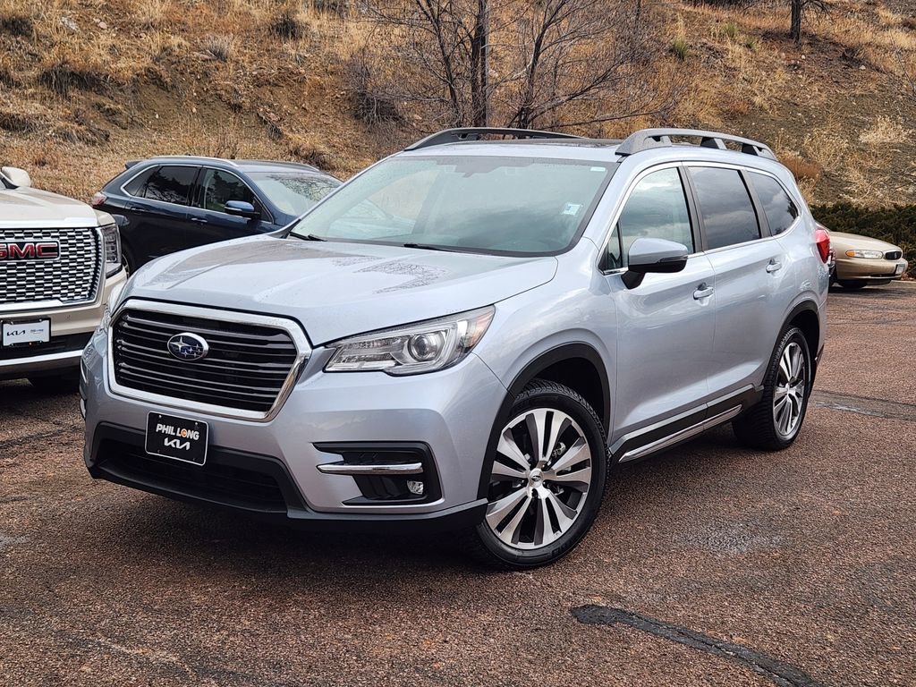 Used 2022 Subaru Ascent Limited w/ Technology Package image 1