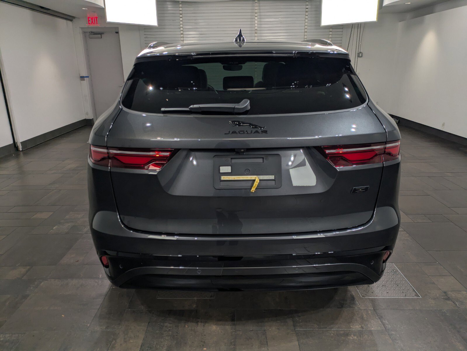 New 2026 Jaguar F-PACE R-Dynamic S image 5