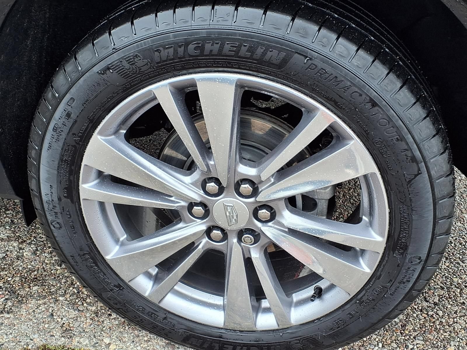Used 2024 Cadillac XT5 Premium Luxury w/ LPO, Floor Liner Package FWD image 8