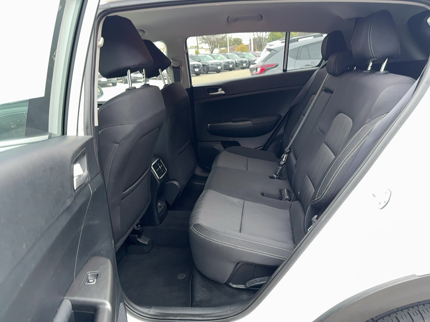 Used 2019 Kia Sportage LX AWD/4WD image 15
