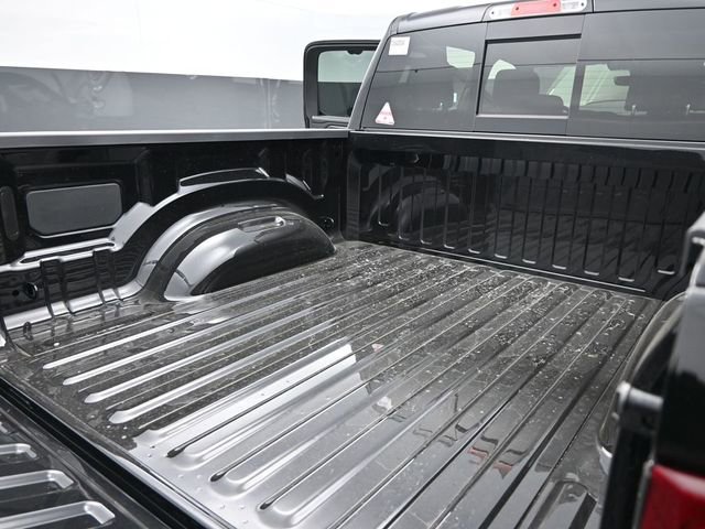 New 2026 RAM 1500 4x4 Crew Cab image 18
