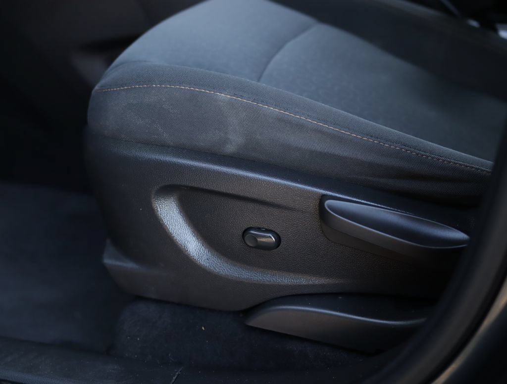 Used 2021 Chevrolet Trax LS w/ Tint and Cruise Package FWD image 18