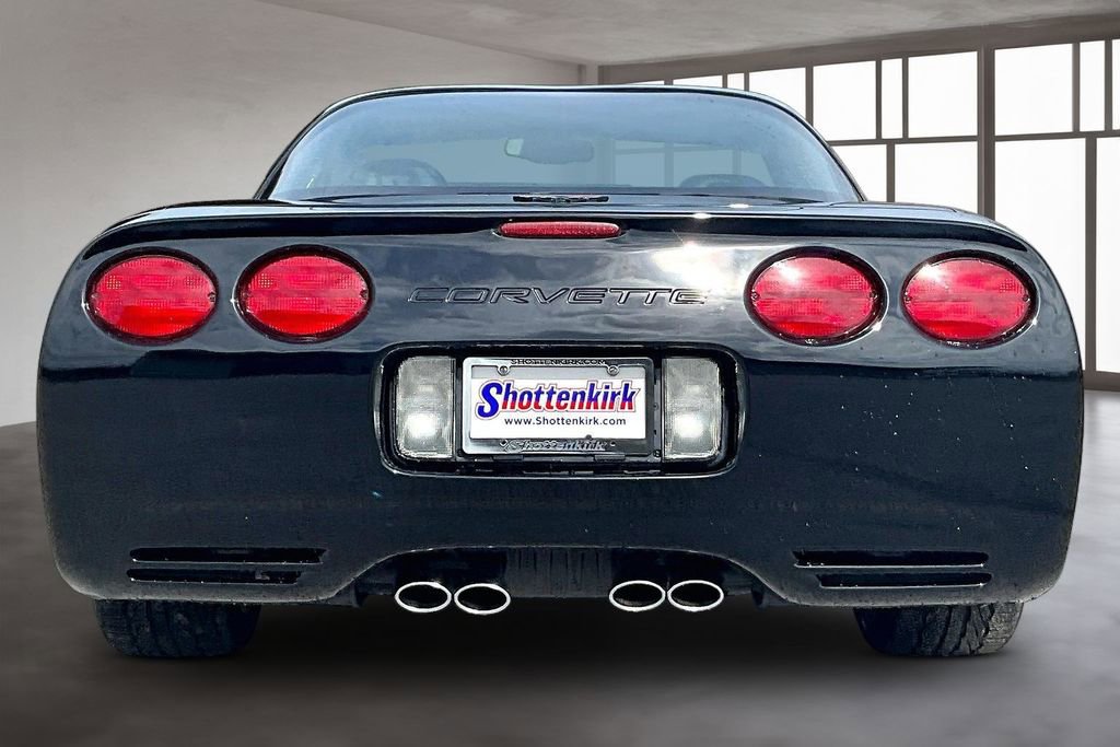 Used 2002 Chevrolet Corvette Base image 5