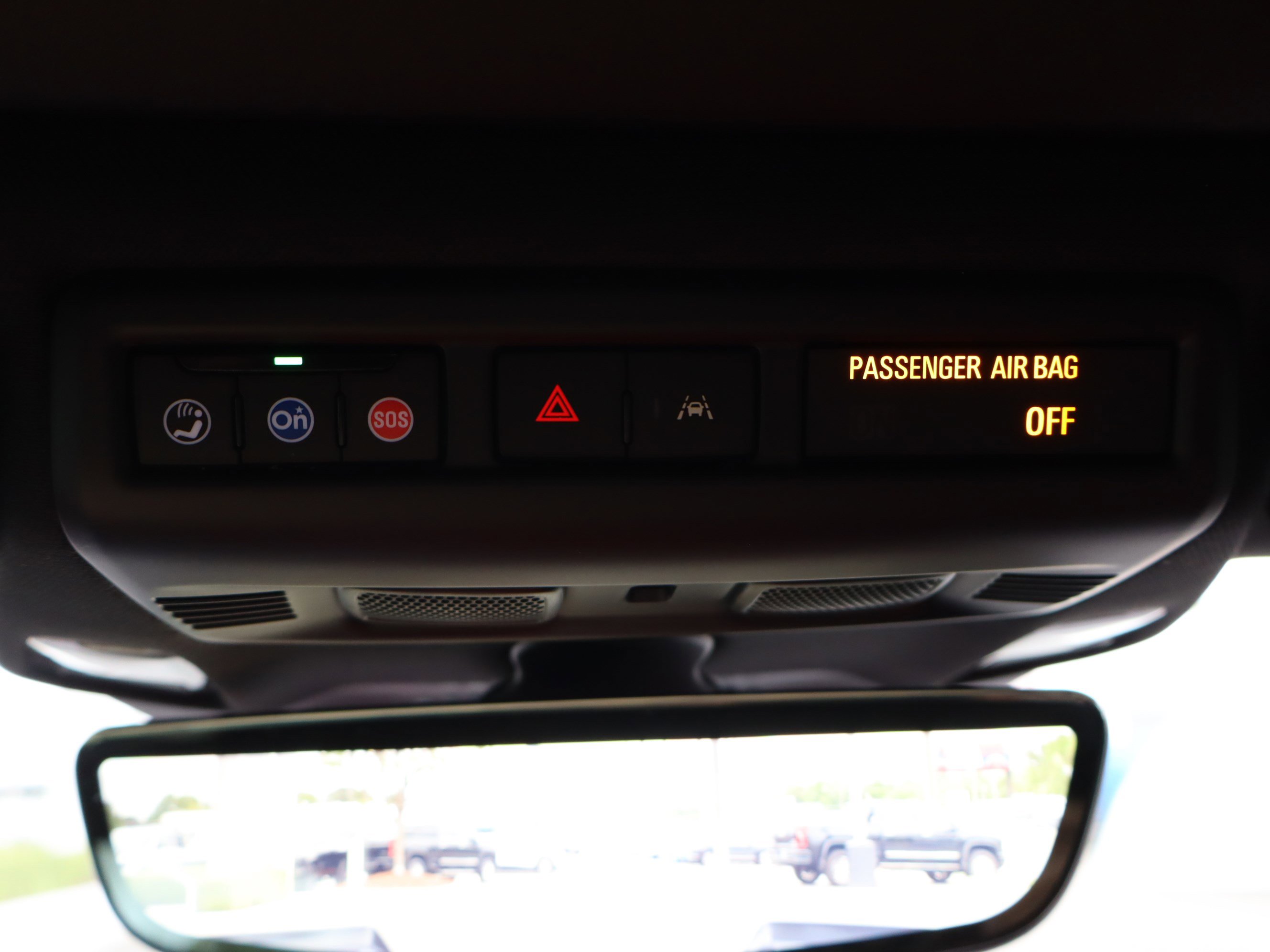 Used 2025 Chevrolet Corvette E-Ray w/ Stealth Interior Trim Package AWD/4WD image 29