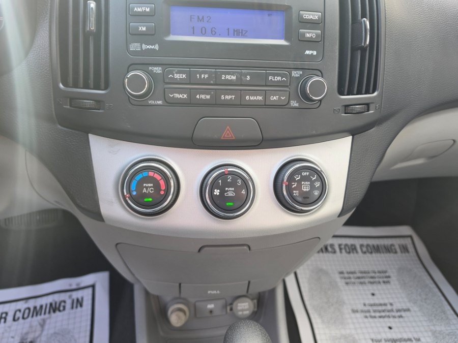 Used 2008 Hyundai Elantra SE FWD image 17