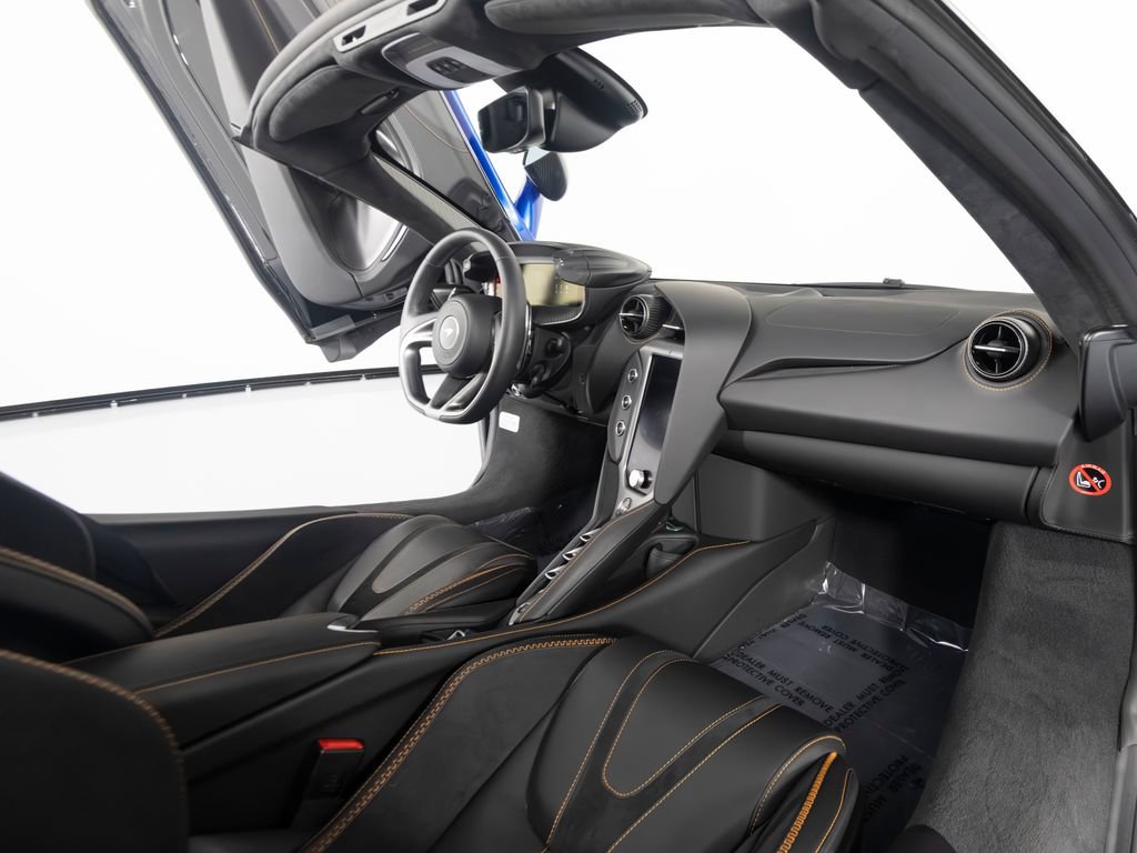 Used 2024 McLaren 750S Spider RWD image 34