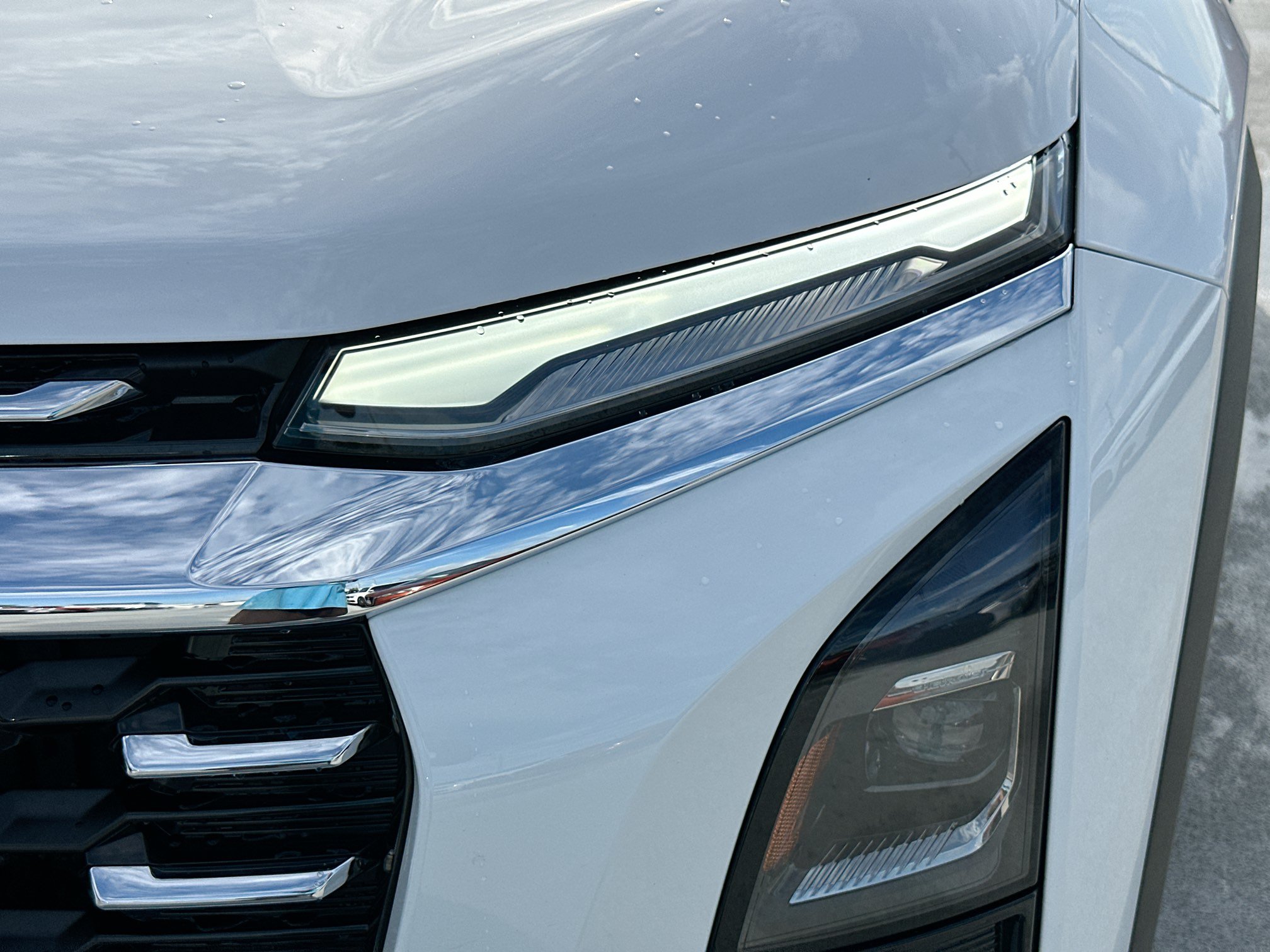 Used 2025 Chevrolet Equinox LT FWD image 30