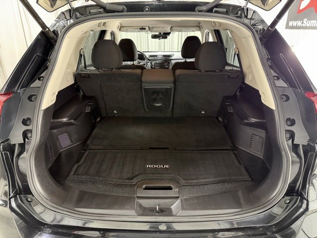 Used 2019 Nissan Rogue SV w/ Premium Package image 9