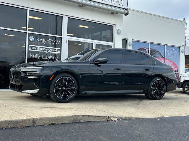 Certified 2023 BMW 760i xDrive w/ Executive Package image 4