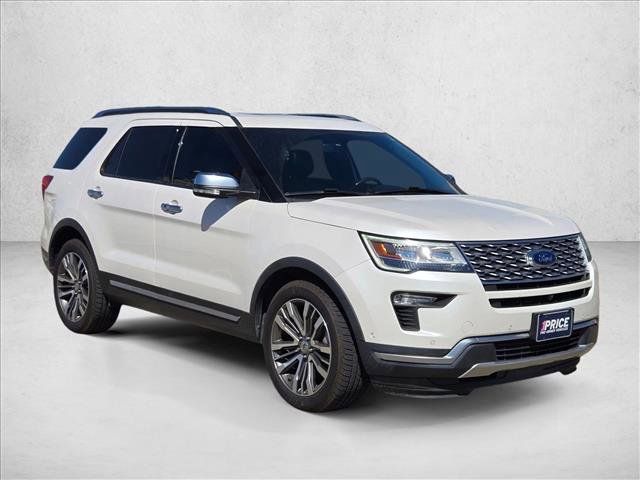 Used 2019 Ford Explorer Platinum image 3