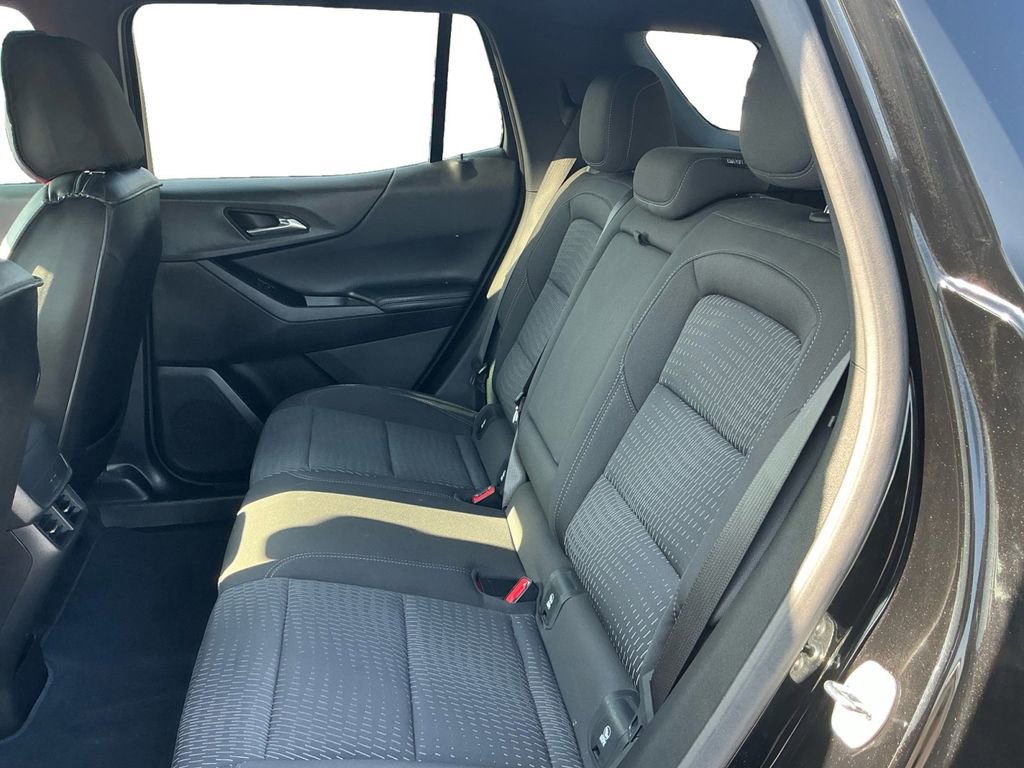 Used 2025 Chevrolet Equinox LT FWD image 21