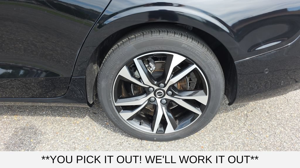 Used 2023 Volvo S60 B5 Plus FWD image 10