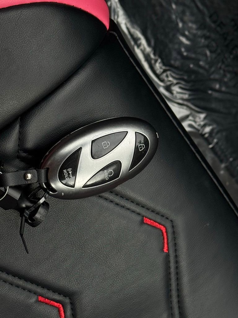 Used 2024 Hyundai Elantra SEL w/ Convenience Package image 33