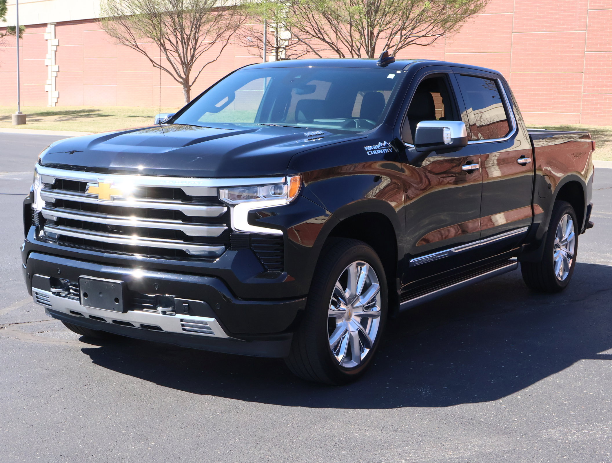 Used 2023 Chevrolet Silverado 1500 High Country w/ High Country Premium Package AWD/4WD image 35