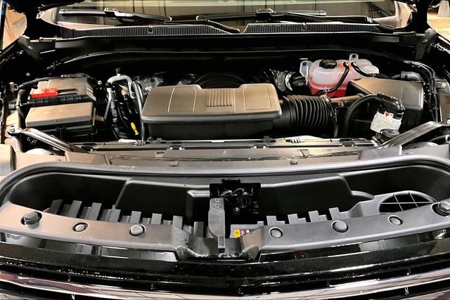 New 2026 Chevrolet Suburban Premier image 12