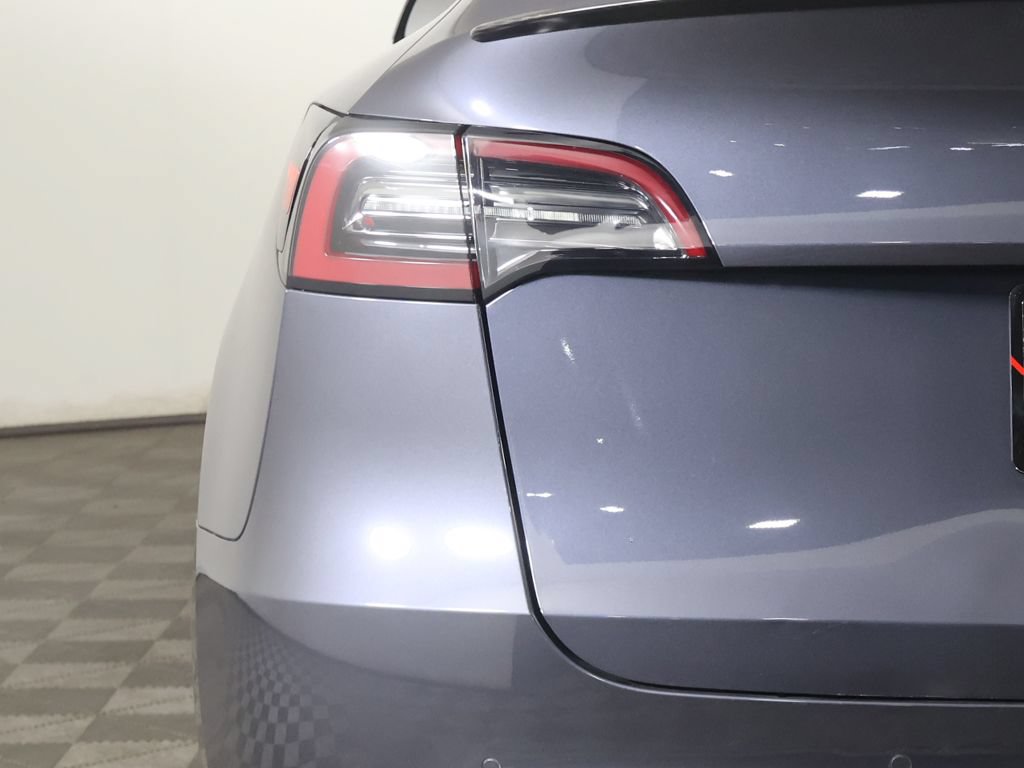 Used 2020 Tesla Model Y Performance AWD/4WD image 18