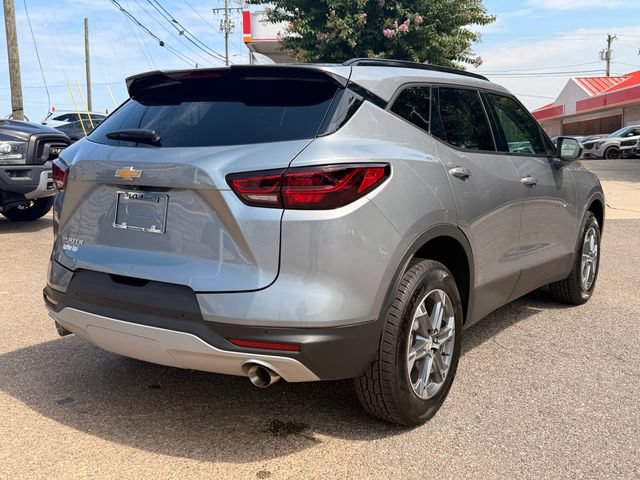 Used 2024 Chevrolet Blazer LT w/ Convenience Package FWD image 5