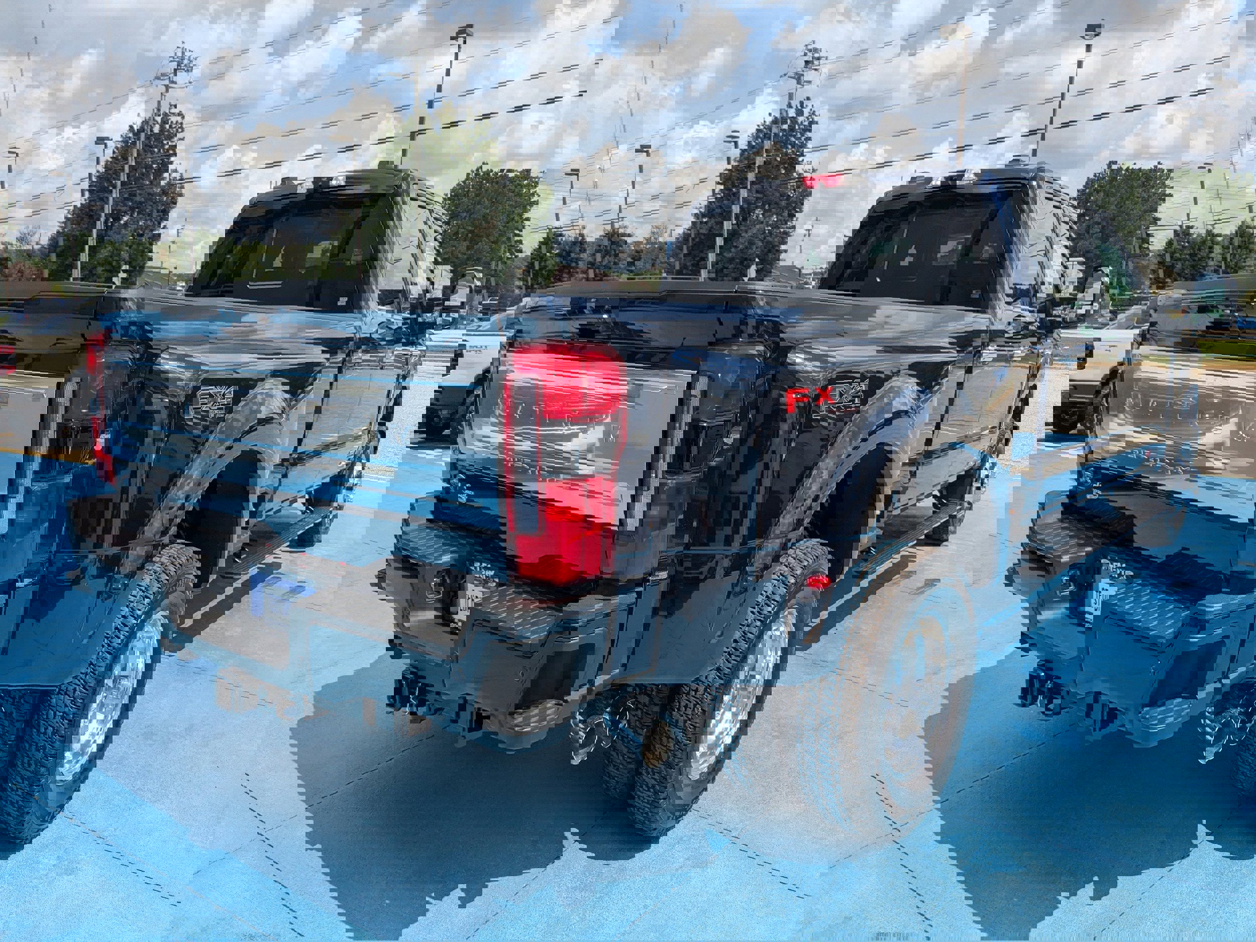New 2025 Ford F350 Platinum image 5