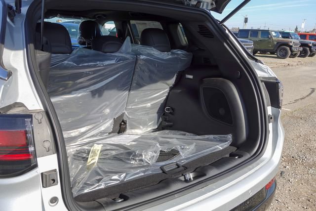 New 2025 Jeep Compass Limited w/ Elite Group image 26