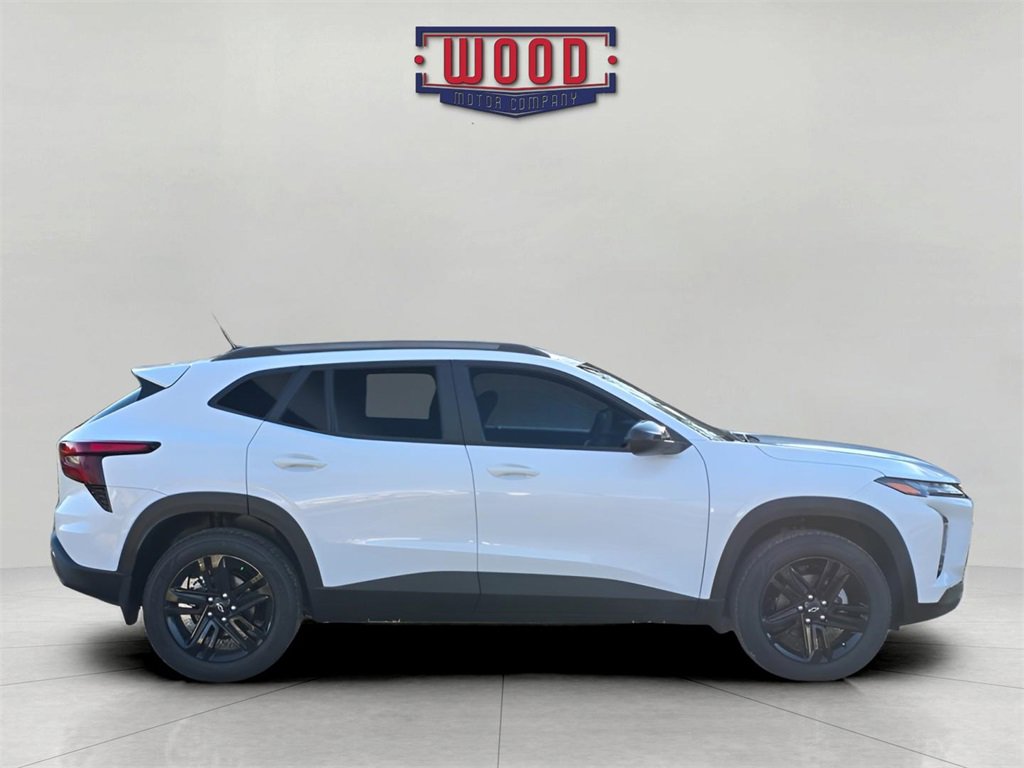 New 2026 Chevrolet Trax ACTIV image 2