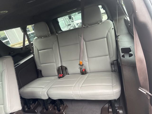 Used 2022 Chevrolet Suburban LT AWD/4WD image 24