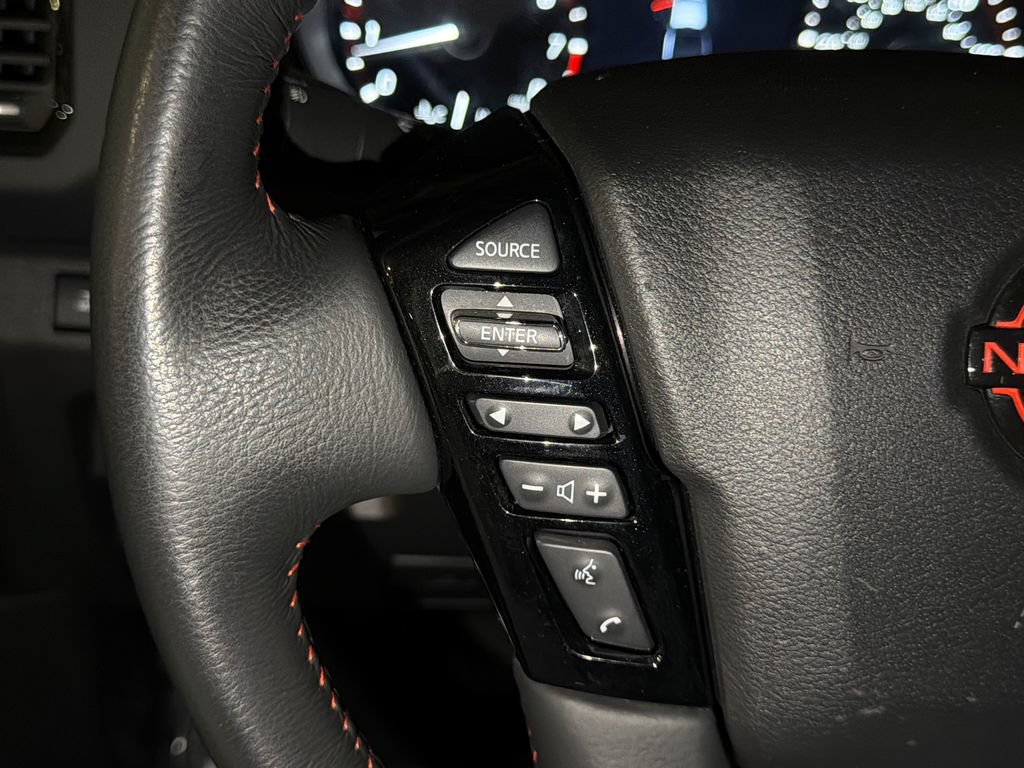 Used 2024 Nissan Frontier PRO-4X w/ Off-Road Protection Package AWD/4WD image 23