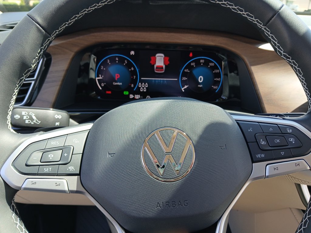 New 2026 Volkswagen Atlas SE FWD image 13
