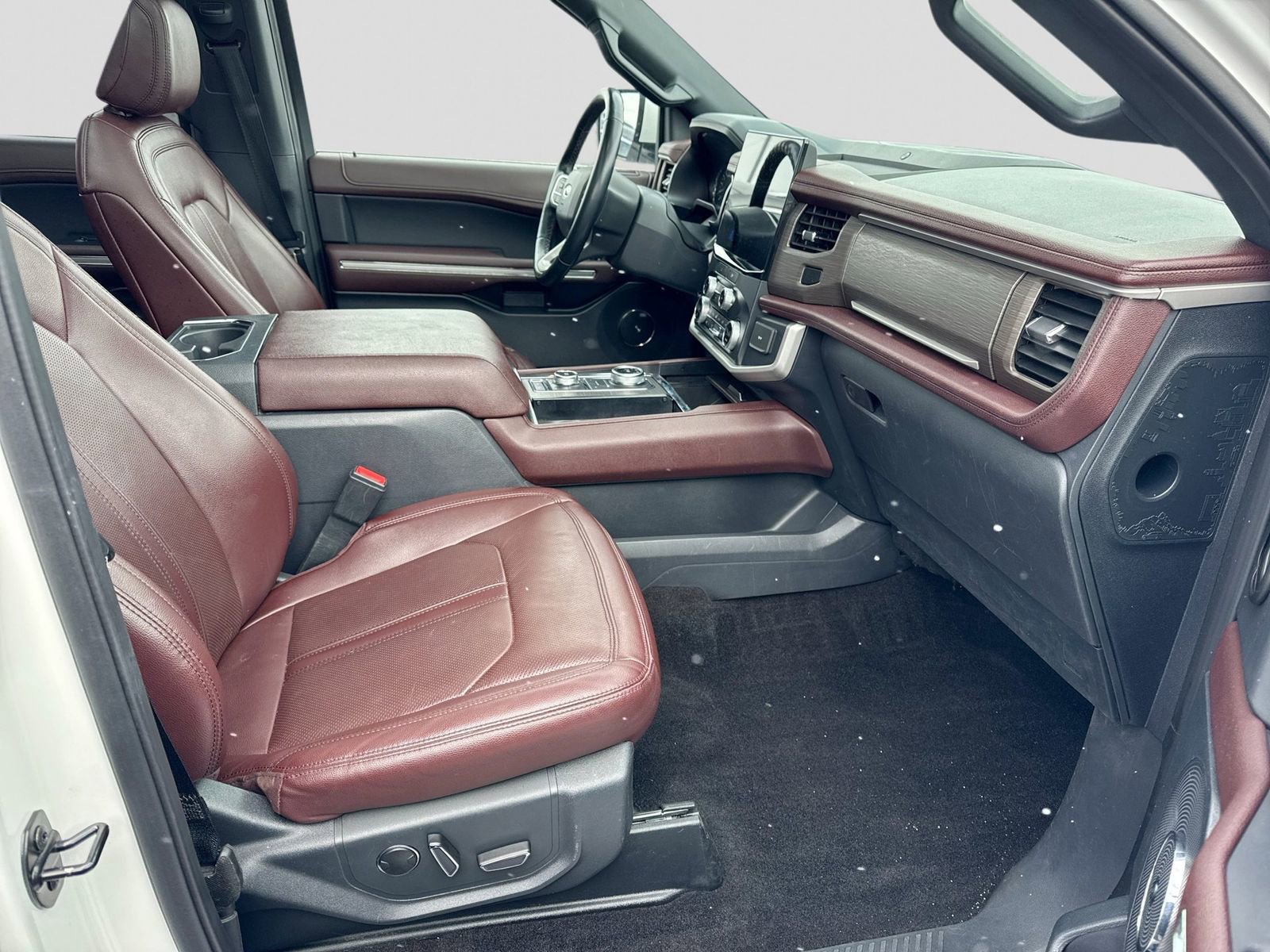 Certified 2022 Ford Expedition Limited image 9