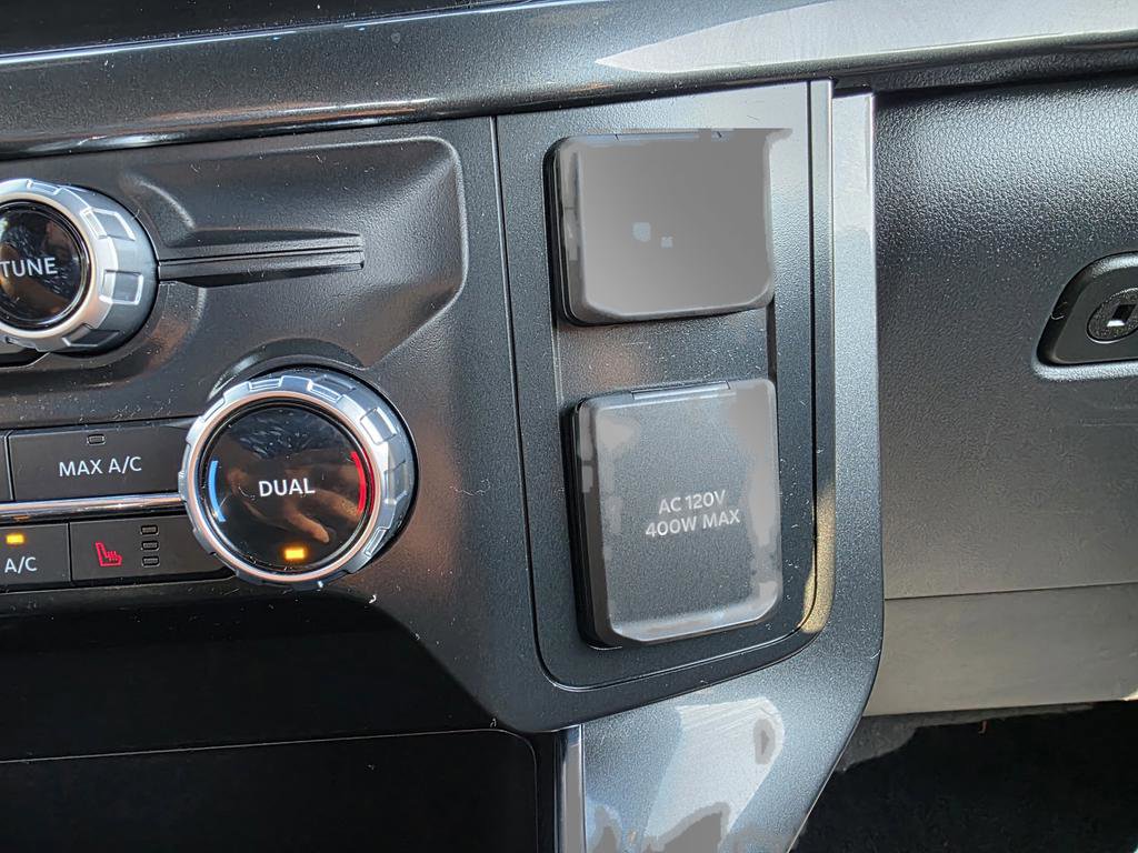 Certified 2022 Ford F150 XLT w/ Equipment Group 302A High image 32