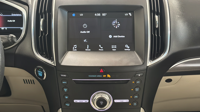 Used 2019 Ford Edge Titanium w/ Cold Weather Package AWD/4WD image 15