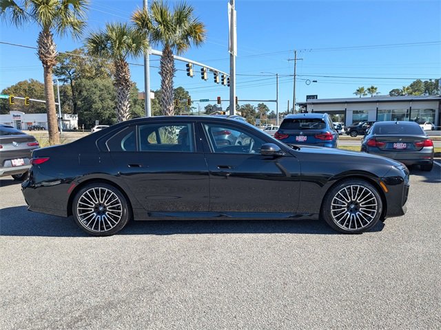New 2026 BMW 740i w/ Executive Package image 4