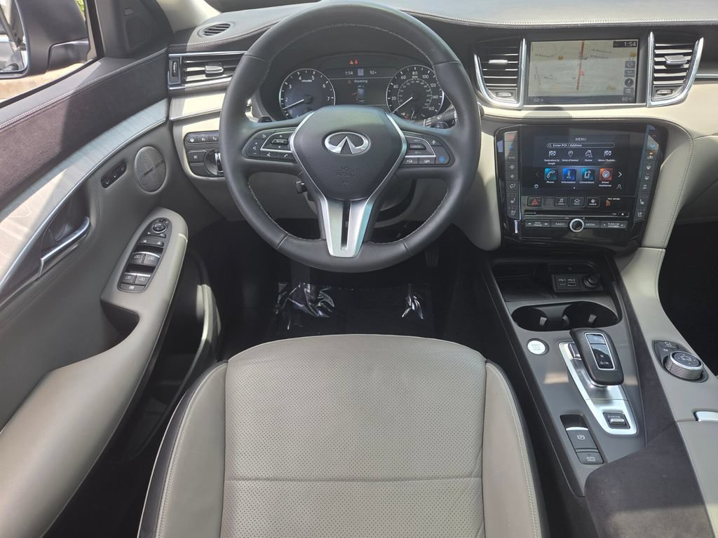 Used 2023 INFINITI QX50 Sensory FWD image 11