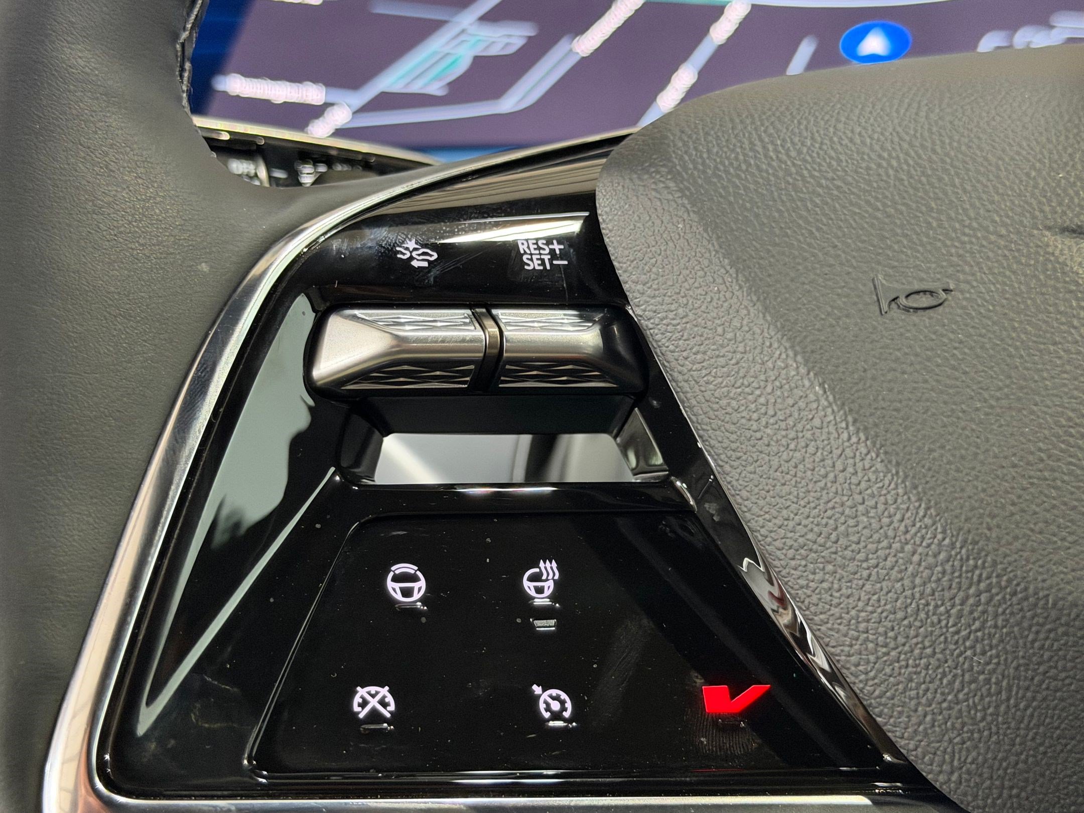 New 2026 Cadillac Vistiq Luxury AWD/4WD image 13