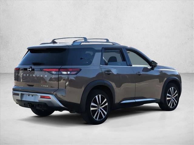 Used 2024 Nissan Pathfinder Platinum image 5