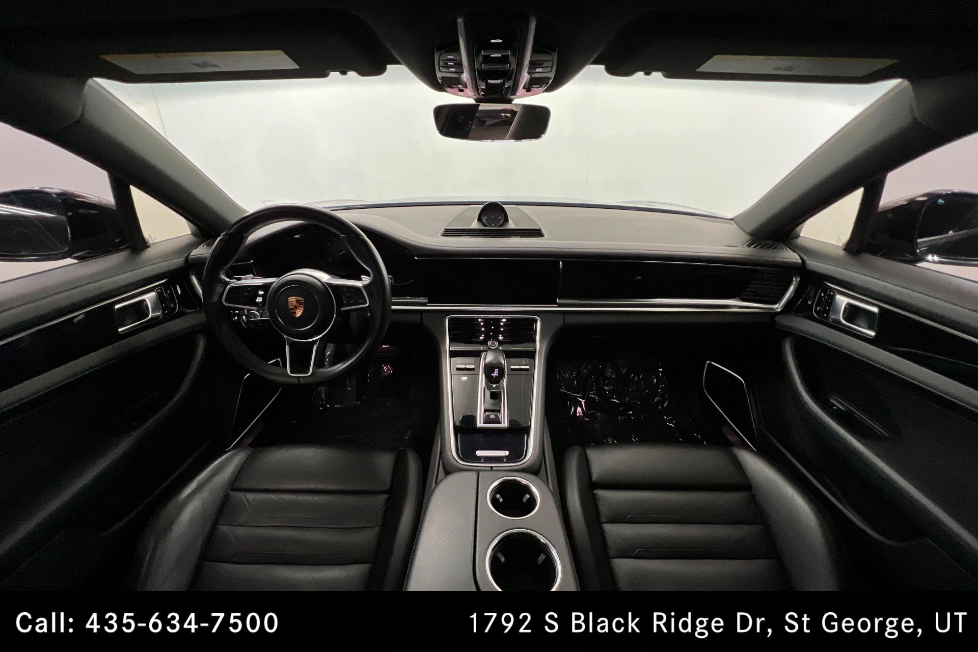 Used 2017 Porsche Panamera 4 AWD/4WD image 9