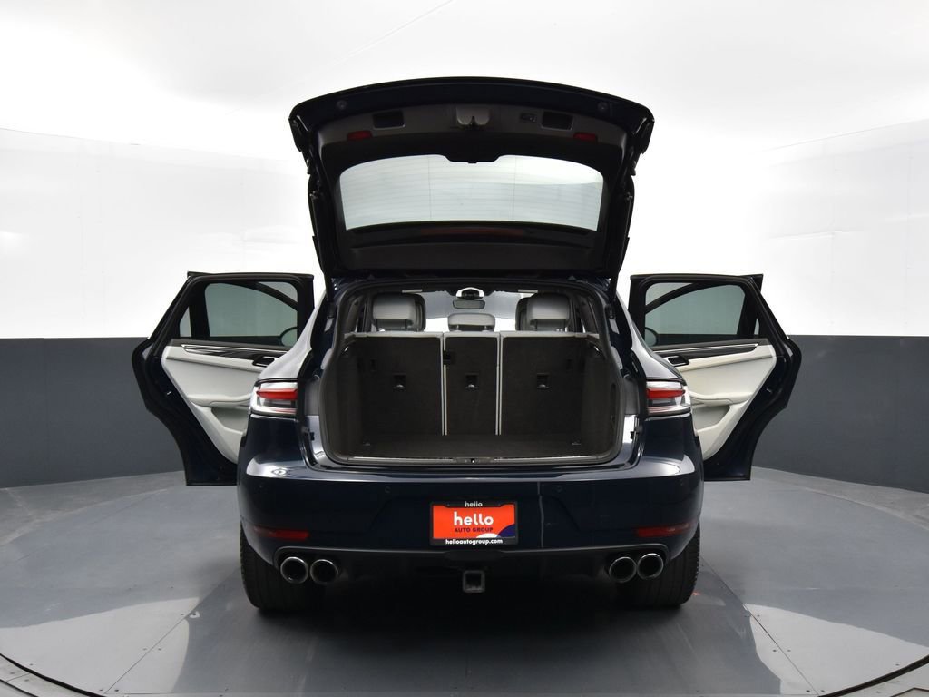 Used 2020 Porsche Macan Turbo image 44
