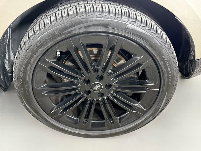 Used 2023 Land Rover Range Rover Autobiography image 33