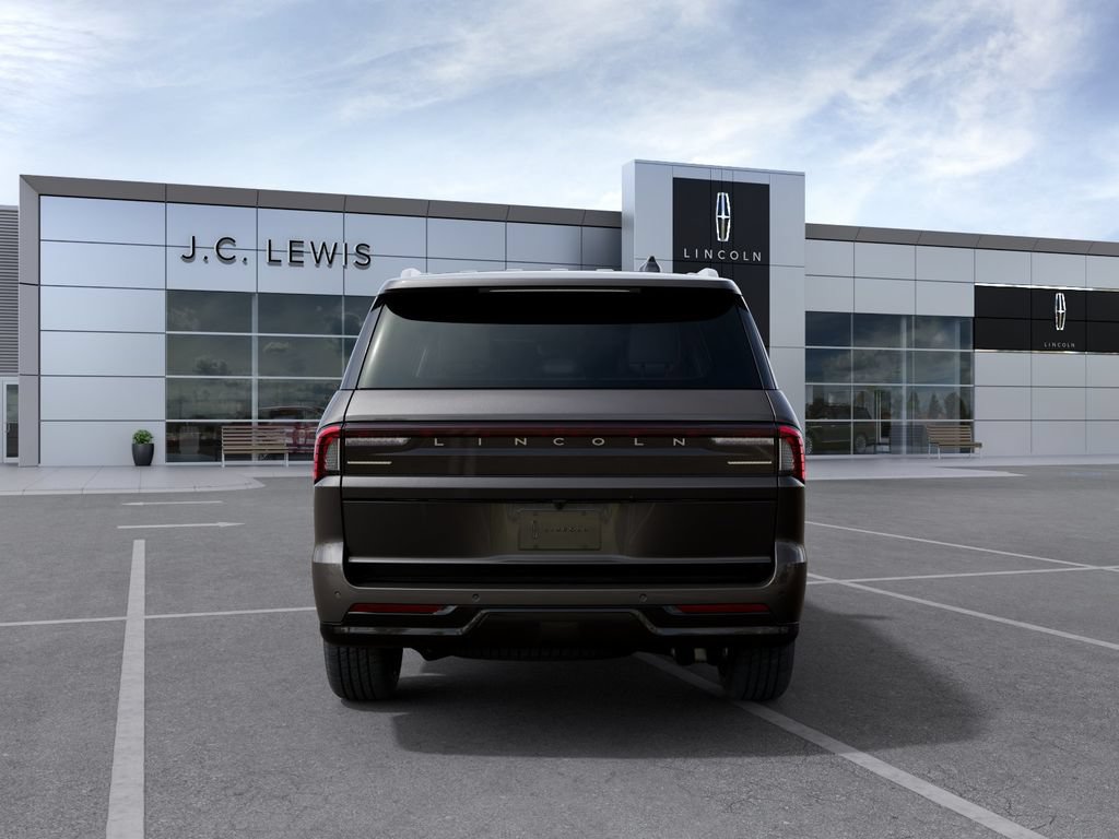 New 2027 Lincoln Navigator Black Label AWD/4WD image 5