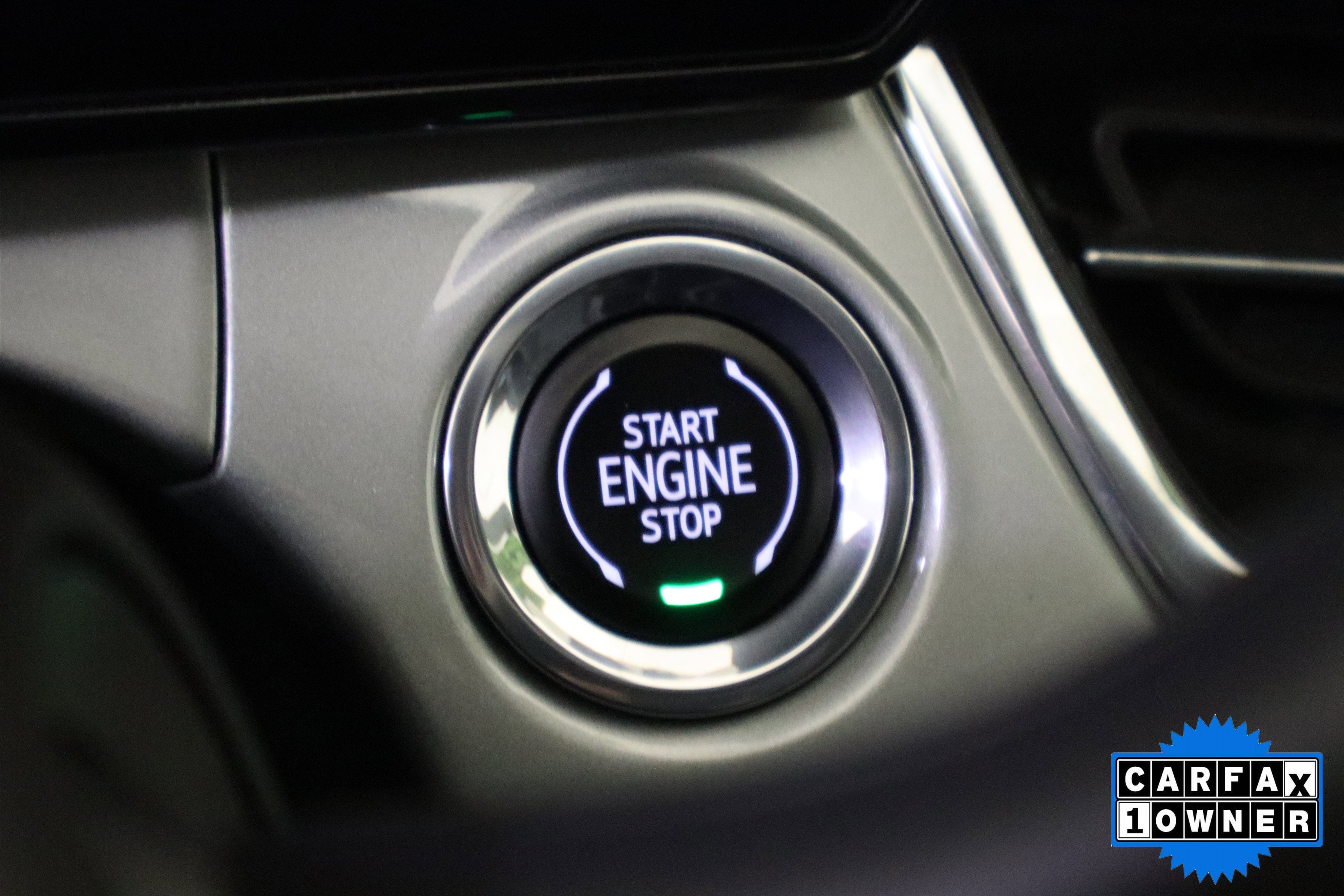 Used 2025 Chevrolet Trax LT image 32