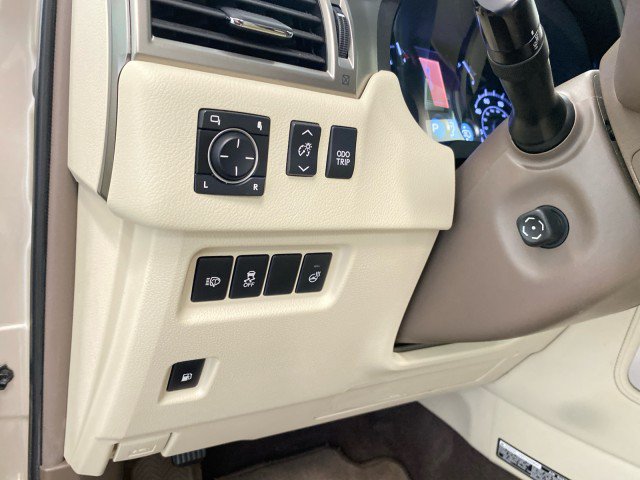Used 2014 Lexus GX 460 Luxury AWD/4WD image 17