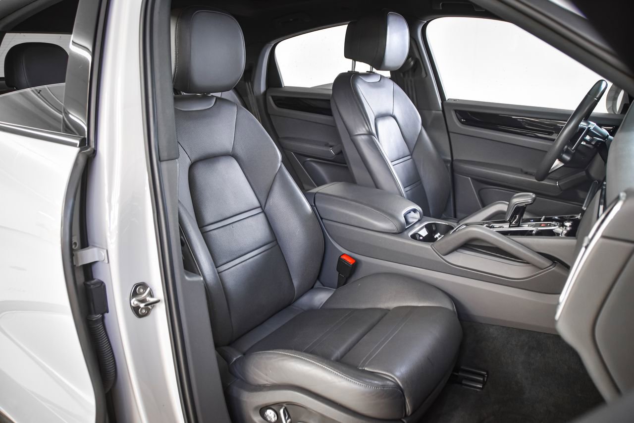 Certified 2020 Porsche Cayenne image 26