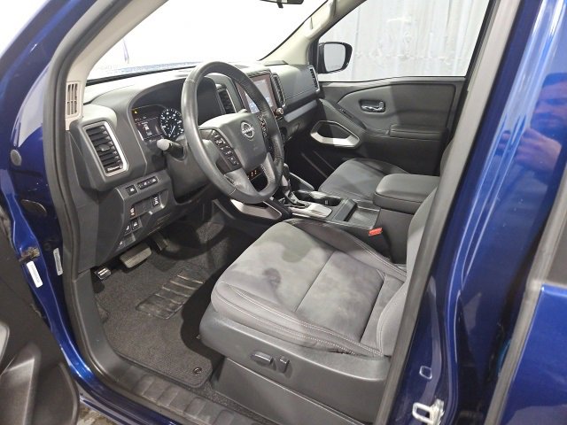 Used 2022 Nissan Frontier SV image 9
