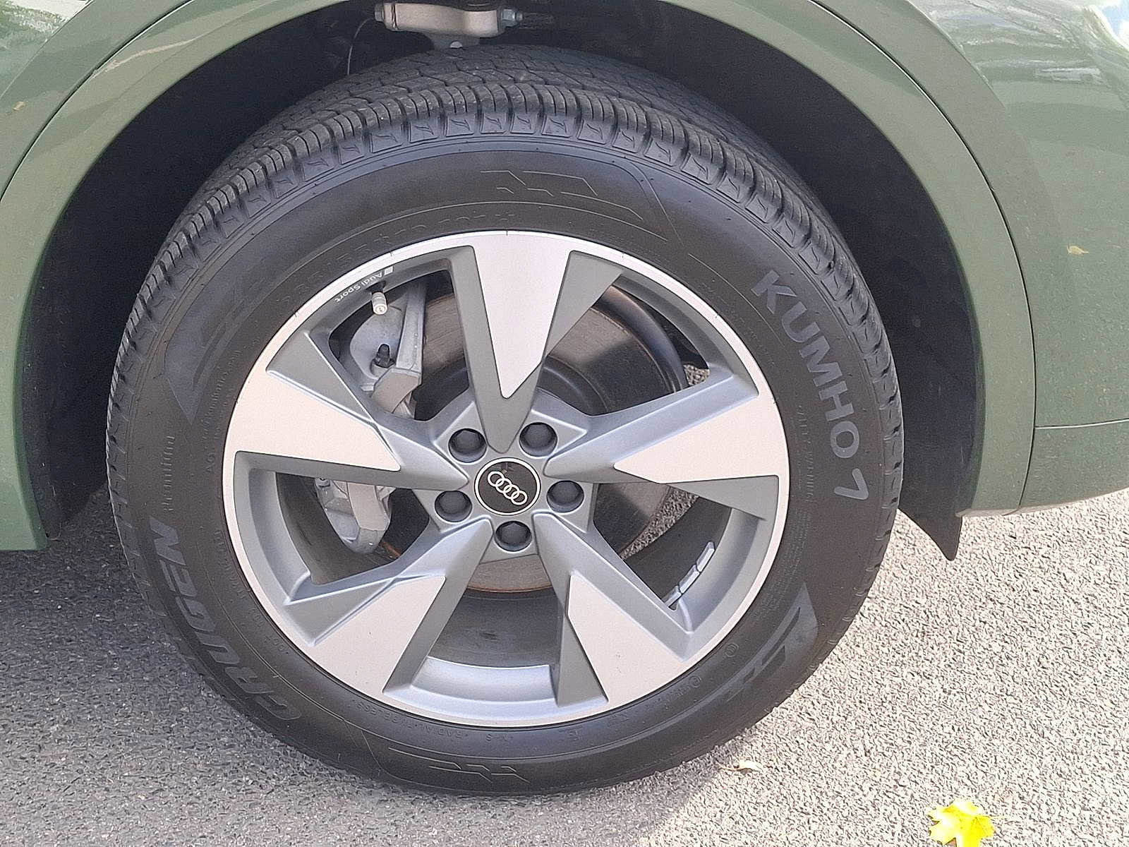 Certified 2025 Audi Q5 2.0T Premium Plus w/ Premium Plus Package image 27