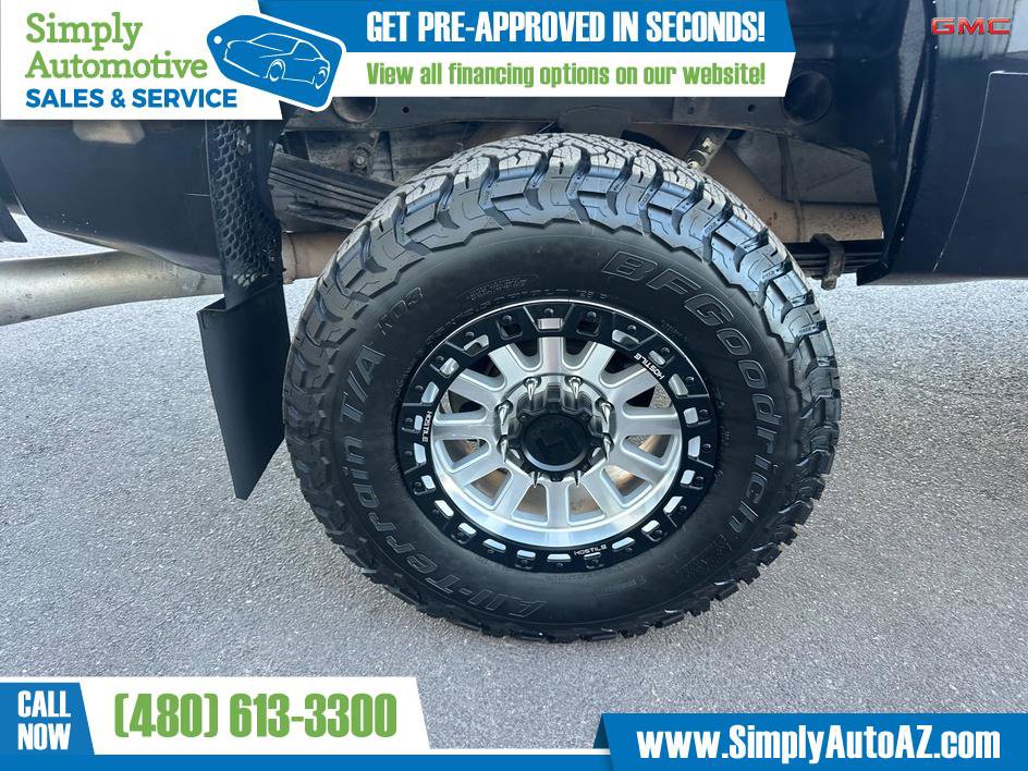 Used 2013 GMC Sierra 2500 Denali w/ Suspension Package, Off-Road image 33