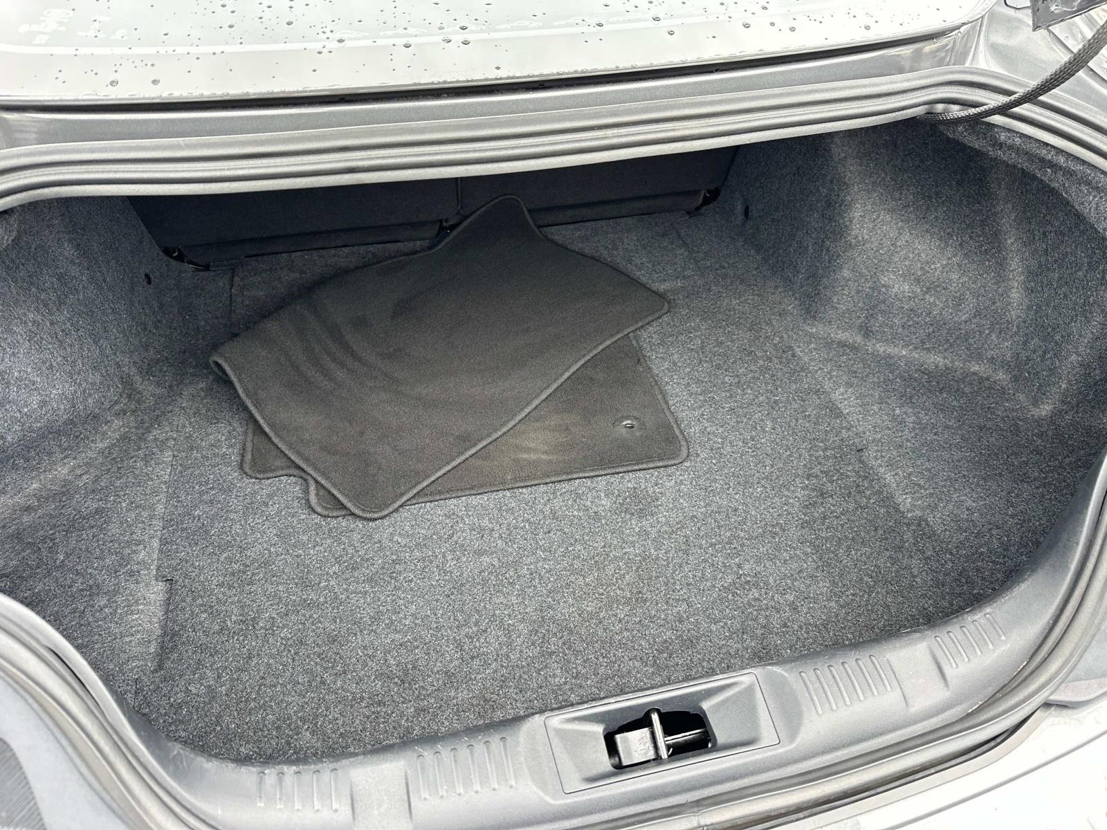 Used 2024 Ford Mustang Coupe image 6